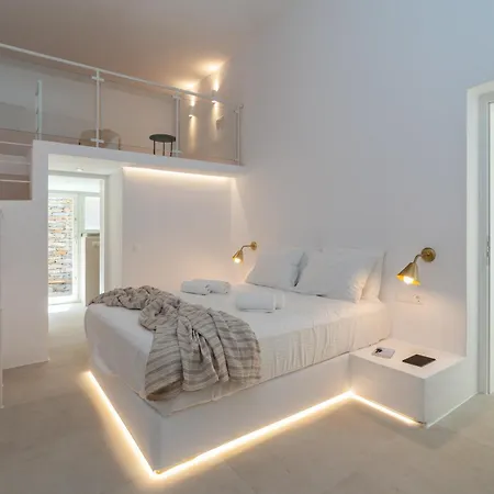 Gaia & Thalassa Nafsika