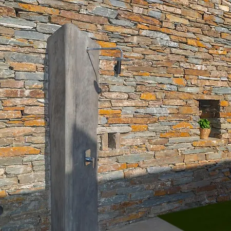 Gaia & Thalassa Nafsika Villa *