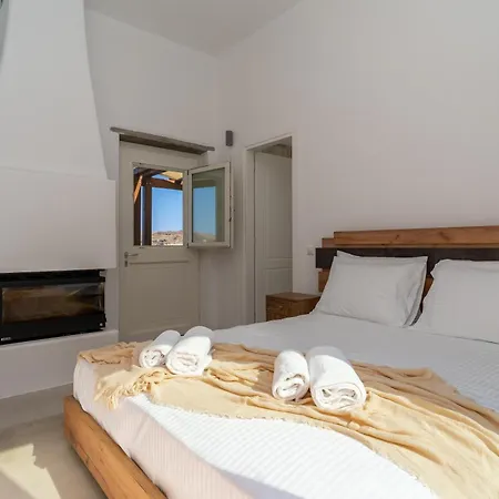 Gaia & Thalassa Nafsika *