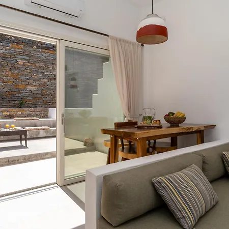 Gaia & Thalassa Nafsika *